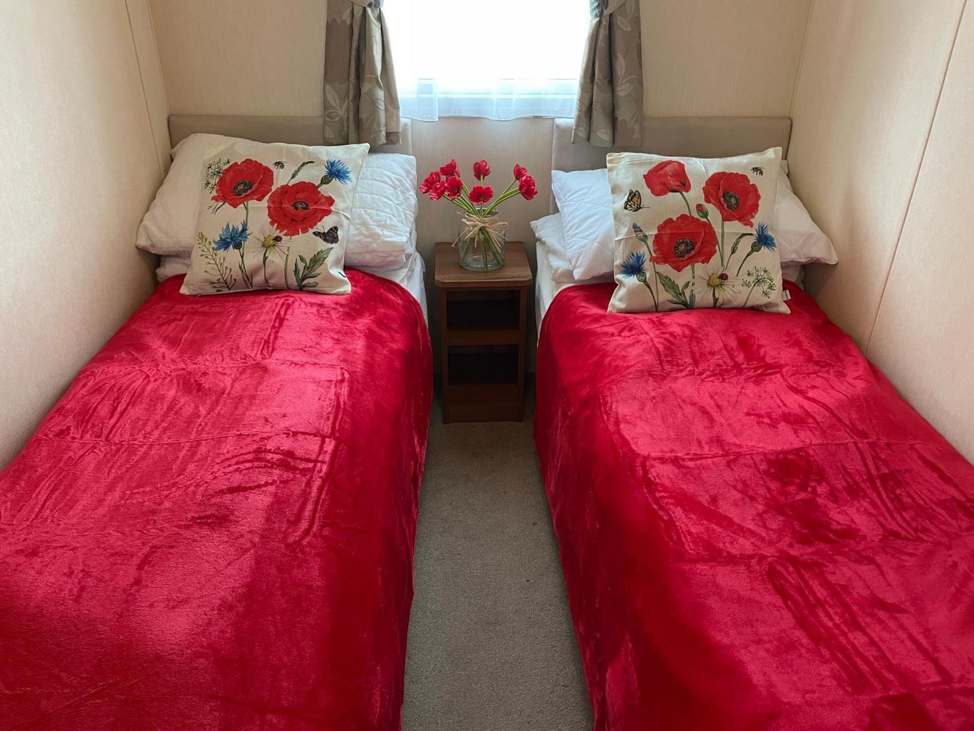 Rockley Park Private Holiday Homes Poole Esterno foto