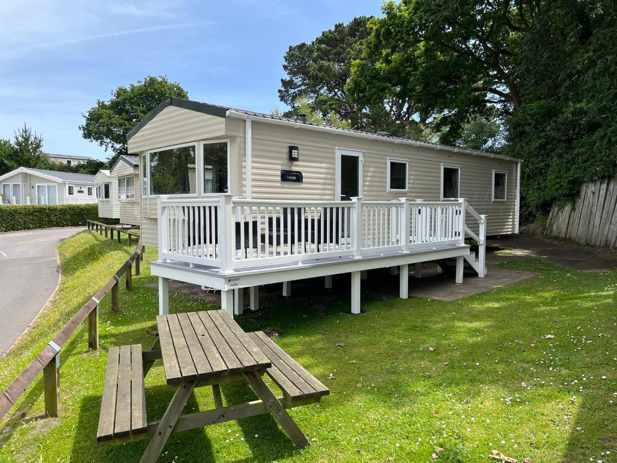 Rockley Park Private Holiday Homes Poole Esterno foto