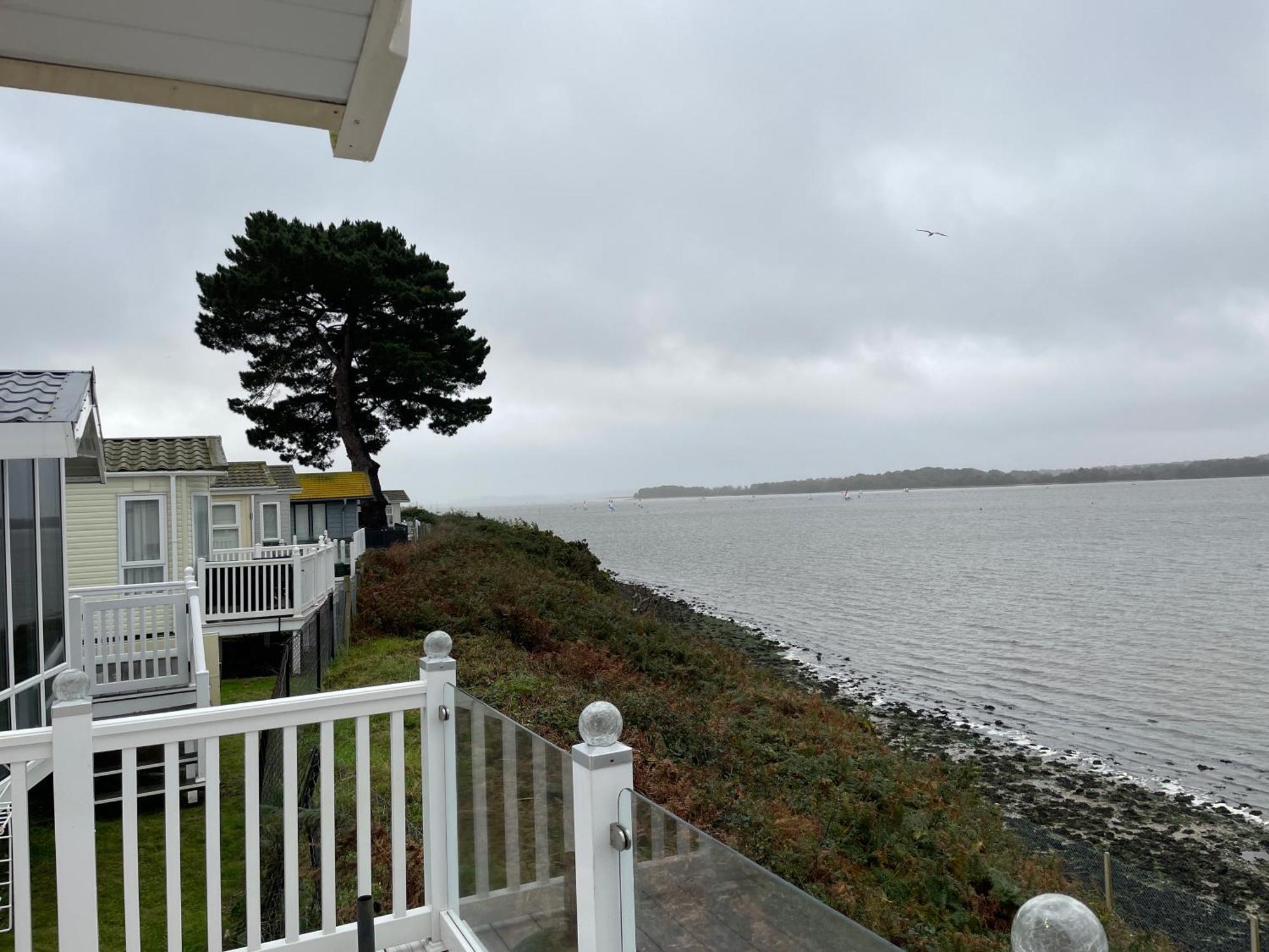 Rockley Park Private Holiday Homes Poole Esterno foto