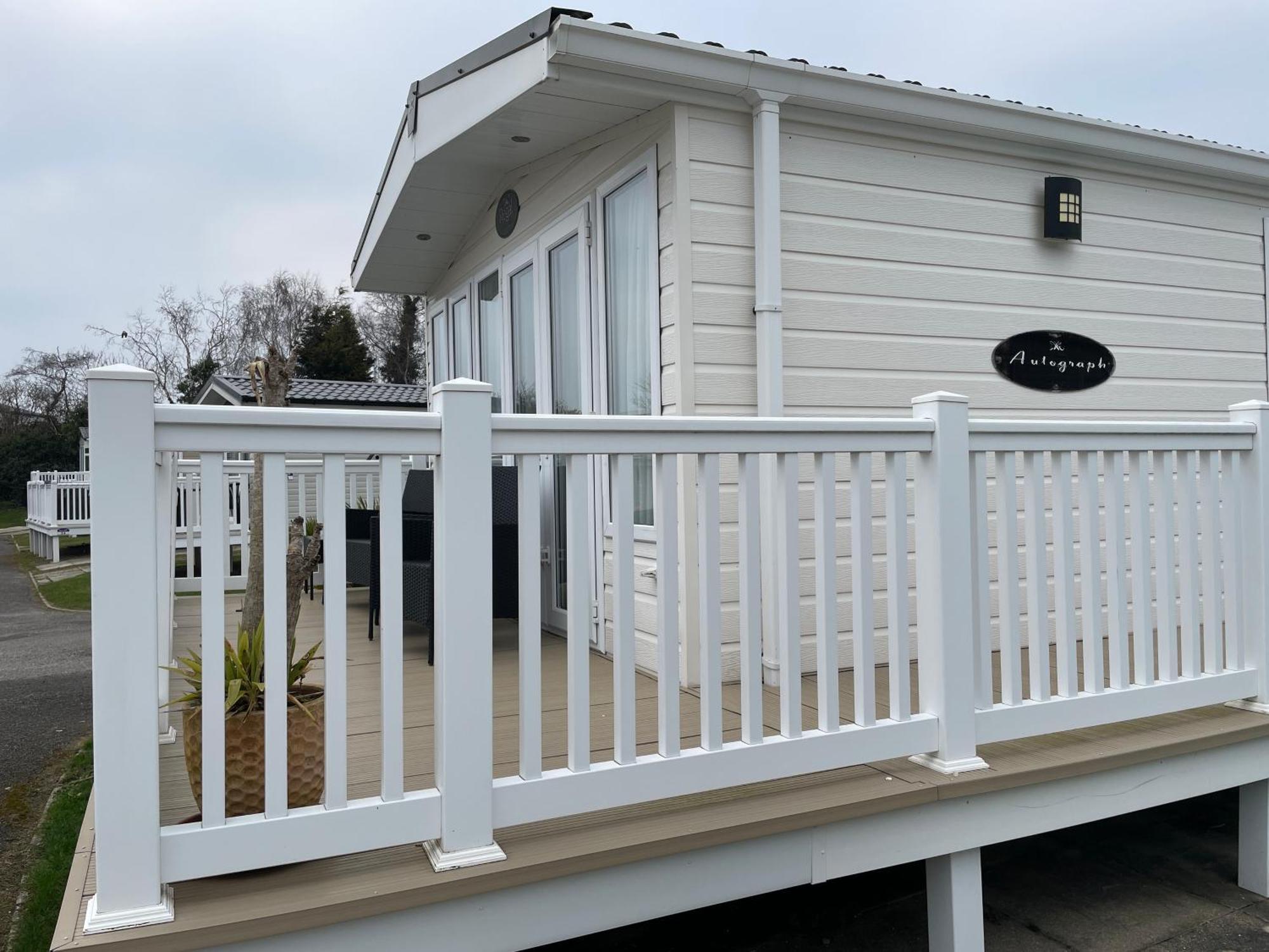 Rockley Park Private Holiday Homes Poole Esterno foto